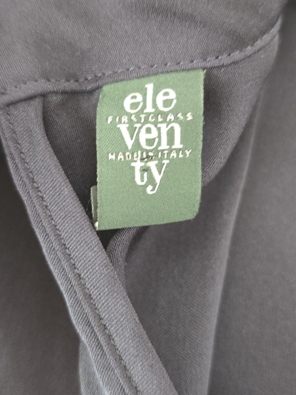 Eleventy Silk Sleevless Charcoal Gray Top With Back Tie Detail